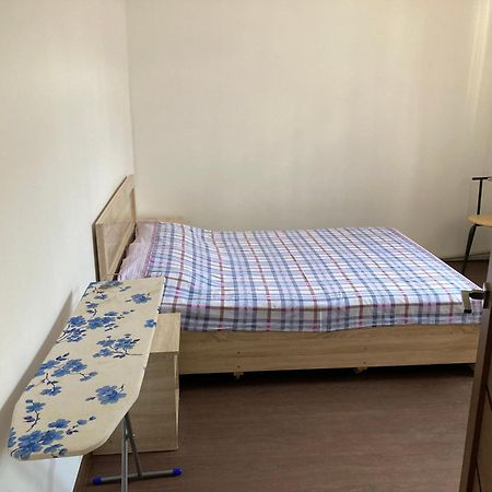 46,2 Karmysova Street Serviced Apartments Almaty Extérieur photo